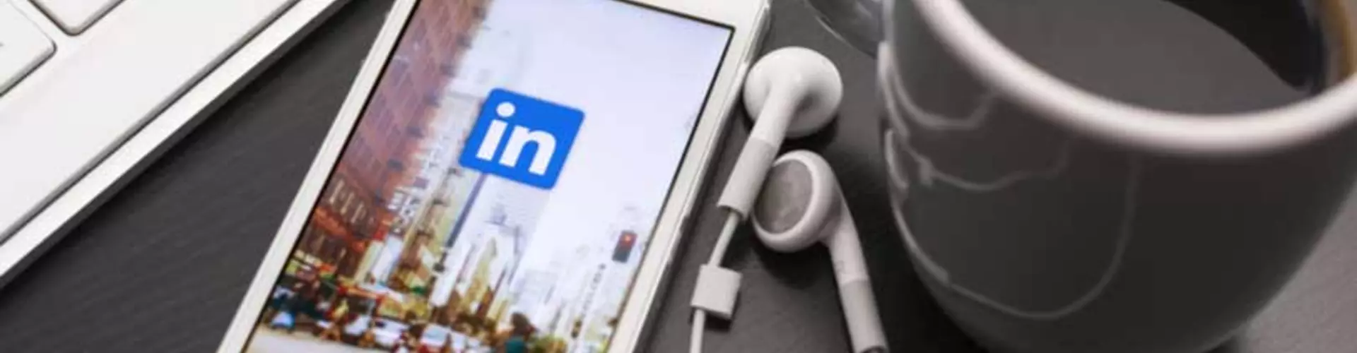 Use LinkedIn to network and find a job Use LinkedIn to network and find a job