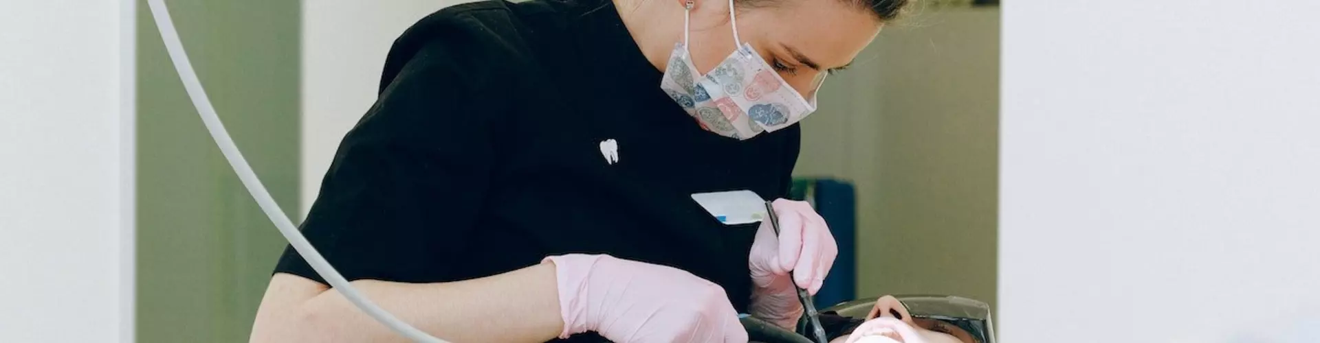 How to Become a Dental Assistant in 6 Steps How to Become a Dental Assistant in 6 Steps
