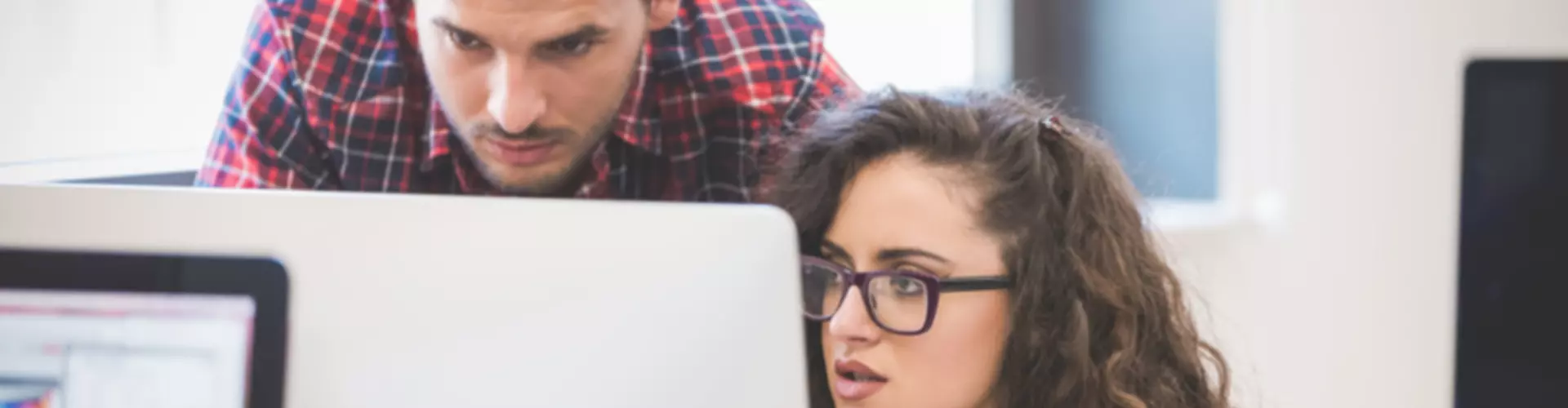 4 signs your boss is not impressed with your work 4 signs your boss is not impressed with your work