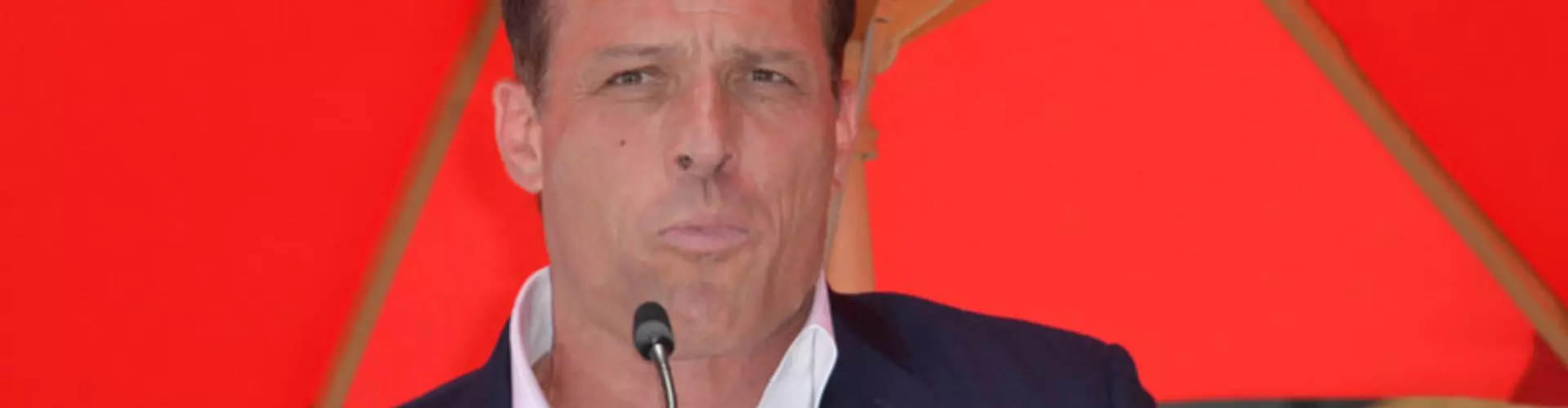 What Tony Robbins's morning routine can teach you What Tony Robbins's morning routine can teach you
