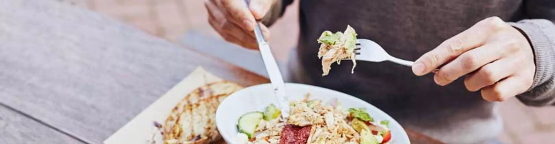 8 Cheap and Easy Work Lunch Ideas to Save You Money 8 Cheap and Easy Work Lunch Ideas to Save You Money